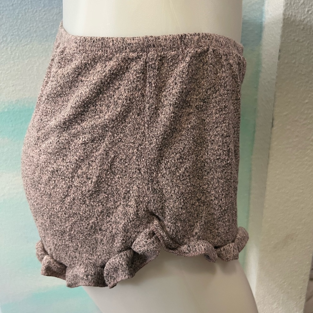 Free Press Ruffle Shorts - Picture 4 of 8